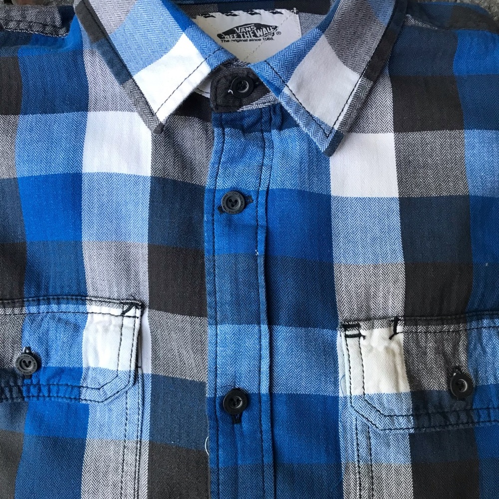Vans Men’s L/S block print shirt size medium 100% Cotton